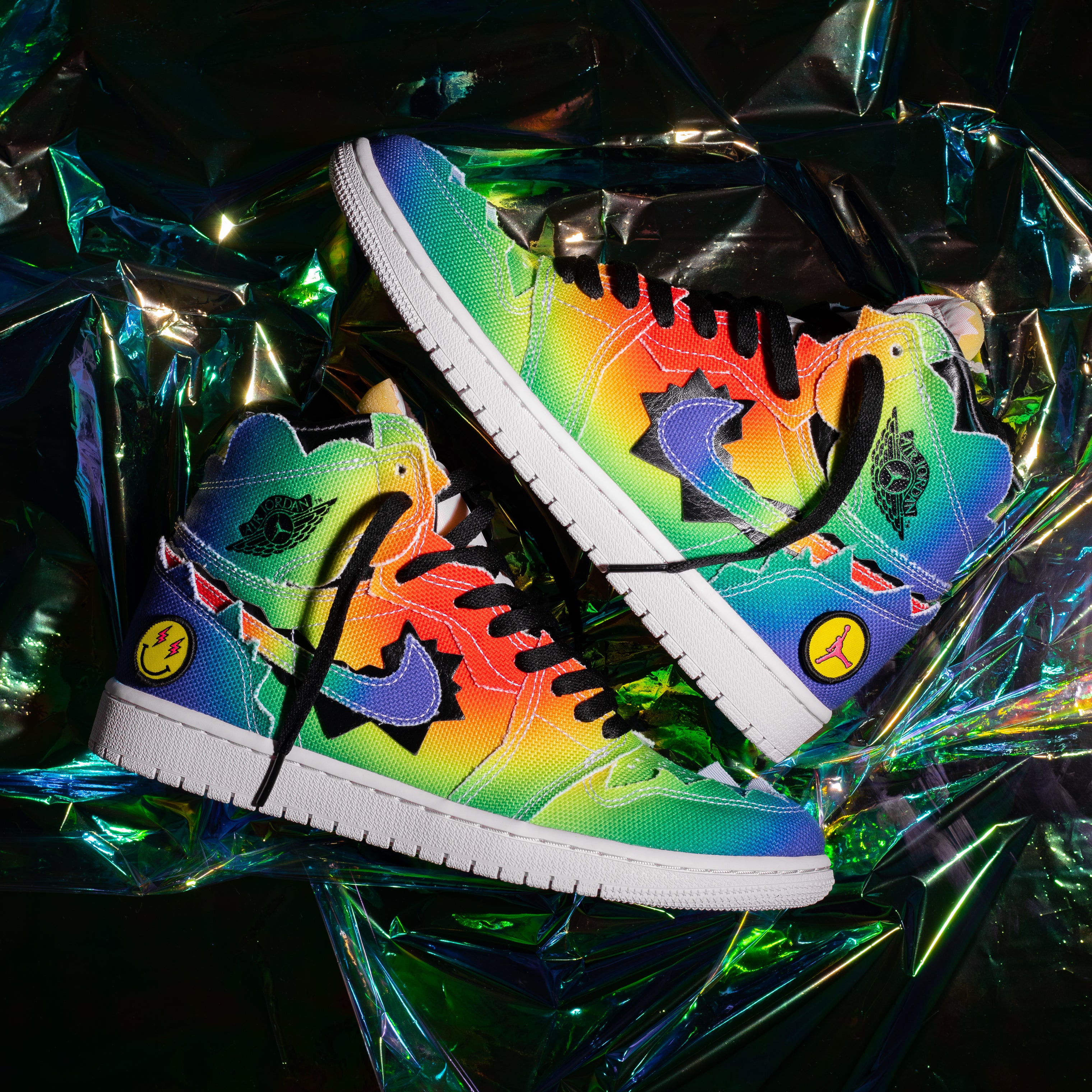 O TÊNIS MAIS POLÊMICO DOS ÚLTIMOS TEMPOS: J BALVIN X AIR JORDAN 1 “COLORES Y VIBRAS”