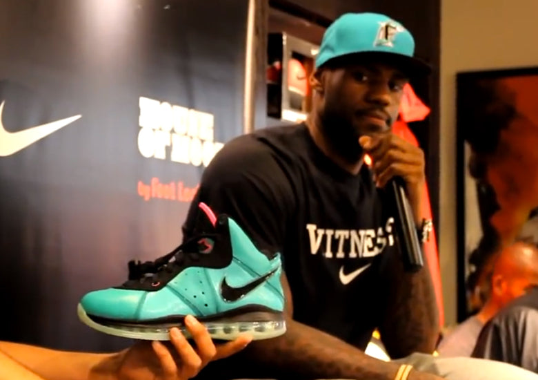 LeBron 8 - O retorno de duas lendas!