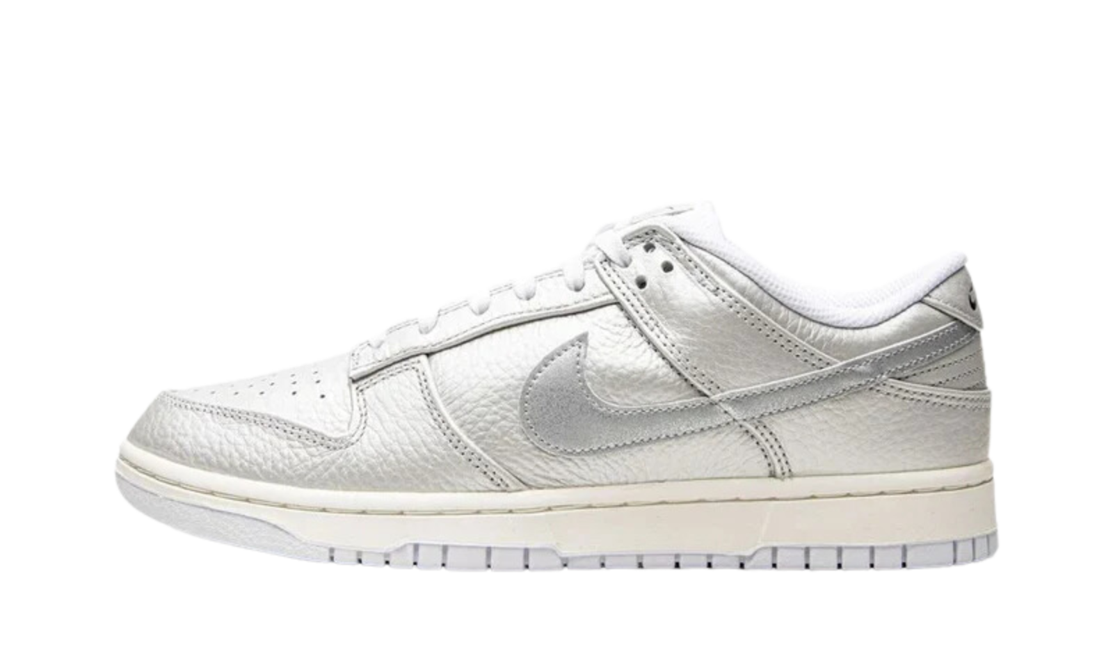 Nike Dunk Low Metallic Silver